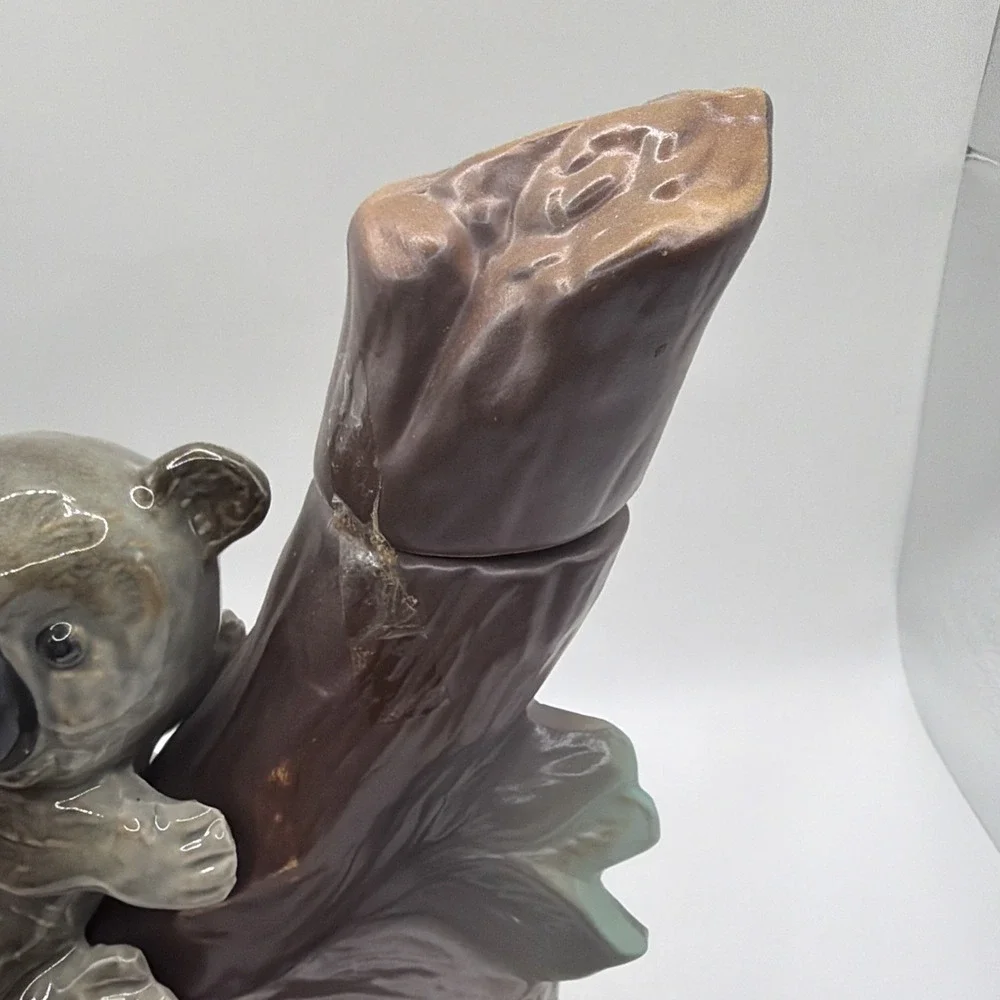 JIM‎ BEAM 1973 Australia Koala Bear and Baby Whiskey Decanter Bottle Empty Rare